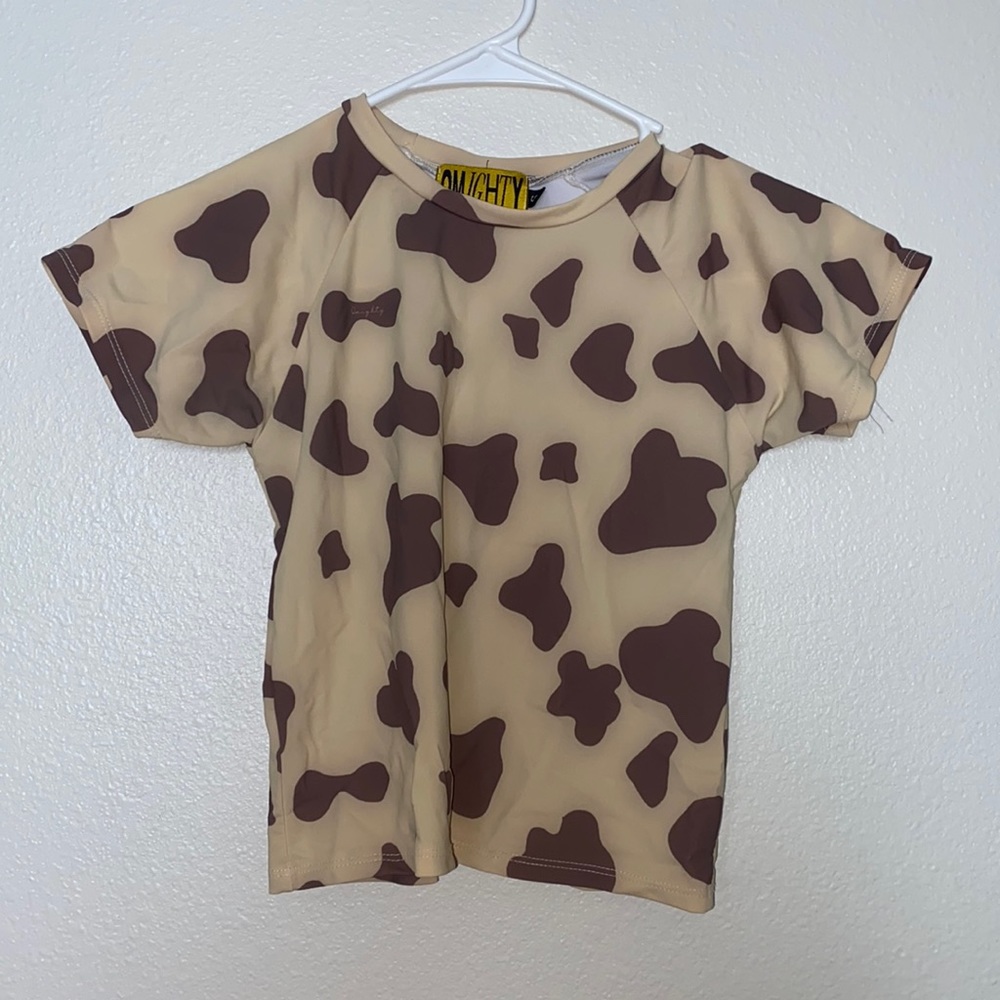 OMighty cow baby tee